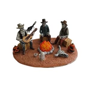 Lemax Spooky Town Warming Their Bones Lighted Halloween Skeleton Cowboy Campfire